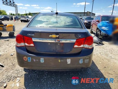 Zdjęcie 6 z 12 samochodu: 2015 CHEVROLET CRUZE LT VIN:1G1PC5SB0F7221785 - miniatura