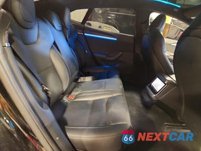 Zdjęcie 10 z 13 samochodu: 2021 TESLA MODEL S VIN:5YJSA1E58MF432214 - miniatura