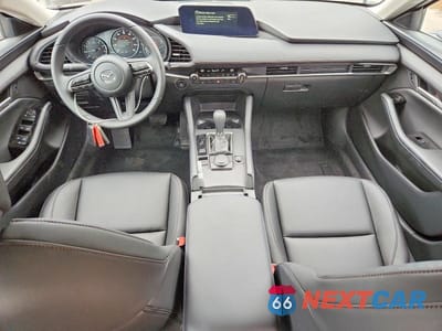 Zdjęcie 8 z 12 samochodu: 2026 MAZDA 3 PREFERRED VIN:JM1BPACL0T1875786 - miniatura