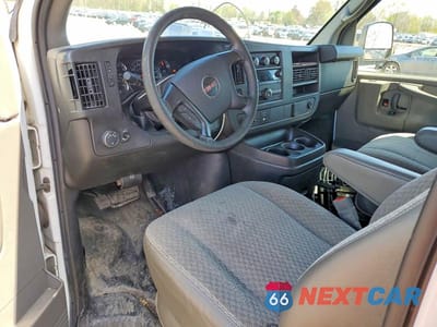 Zdjęcie 8 z 13 samochodu: 2015 GMC SAVANA 2500 CARGO DELIVERY VAN VIN:1GTW7FCFXF1902571 - miniatura