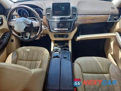 Zdjęcie 8 z 13 samochodu: 2017 MERCEDES-BENZ GLS 450 4MATIC VIN:4JGDF6EE8HA861645 - miniatura