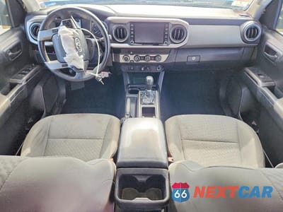 Zdjęcie 8 z 12 samochodu: 2020 TOYOTA TACOMA SR5 V6 VIN:3TMCZ5AN5LM306414 - miniatura
