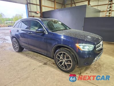Czwarte zdjęcie samochodu z boku: 2021 MERCEDES-BENZ GLC 300 4MATIC VIN:W1N0G8EB3MF953754 - miniatura