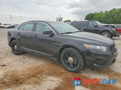 Czwarte zdjęcie samochodu z boku: 2016 FORD TAURUS POLICE INTERCEPTOR VIN:1FAHP2MK9GG101115 - miniatura