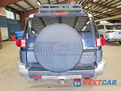Zdjęcie 6 z 13 samochodu: 2007 TOYOTA FJ CRUISER BASE VIN:JTEBU11F870043450 - miniatura