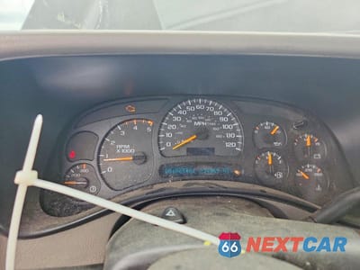 Zdjęcie 9 z 12 samochodu: 2004 CHEVROLET SILVERADO K2500 VIN:1GCGK23U94F108008 - miniatura