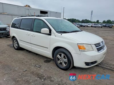 Czwarte zdjęcie samochodu z boku: 2010 DODGE GRAND CARAVAN SXT VIN:2D4RN5DX4AR125221 - miniatura