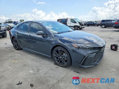 Czwarte zdjęcie samochodu z boku: 2025 TOYOTA CAMRY XSE VIN:4T1DAACK8SU557800 - miniatura