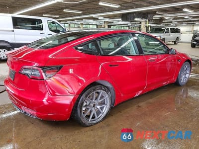 Trzecie zdjęcie samochodu z tyłu: 2022 TESLA MODEL 3 VIN:5YJ3E1EA6NF289643 - miniatura