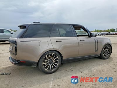 Trzecie zdjęcie samochodu z tyłu: 2023 LAND ROVER RANGE ROVER SE VIN:SALKP9FU3PA012207 - miniatura