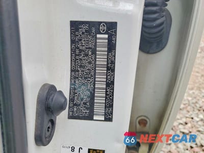 Zdjęcie 13 z 13 samochodu: 2011 TOYOTA PRIUS FOUR VIN:JTDKN3DU4B0324046 - miniatura