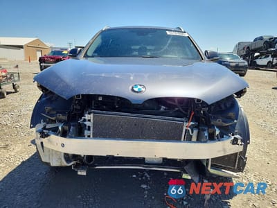 Piąte zdjęcie samochodu w środku: 2017 BMW X1 XDRIVE28I VIN:WBXHT3C36H5F85477 - miniatura
