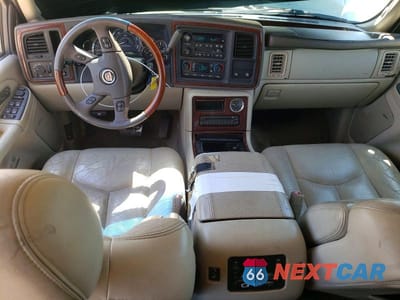 Zdjęcie 8 z 13 samochodu: 2006 CADILLAC ESCALADE LUXURY VIN:1GYEC63N96R120482 - miniatura