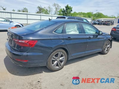 Trzecie zdjęcie samochodu z tyłu: 2021 VOLKSWAGEN JETTA S VIN:3VWC57BU0MM013340 - miniatura