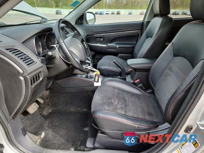 Zdjęcie 7 z 13 samochodu: 2018 MITSUBISHI OUTLANDER SPORT ES VIN:JA4AR3AW8JZ005436 - miniatura