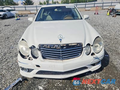 Piąte zdjęcie samochodu w środku: 2009 MERCEDES-BENZ E 350 VIN:WDBUF56X19B356846 - miniatura