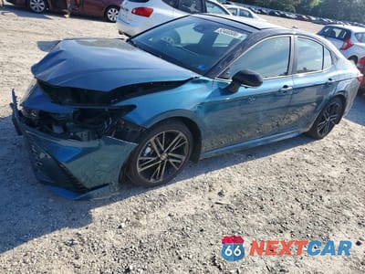 2025 TOYOTA CAMRY XSE 4T1DBADKXSU018557 - główne zdjęcie licytacji z USA - miniatura