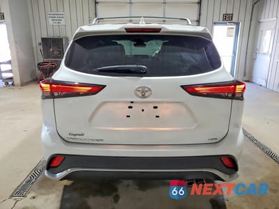 Zdjęcie 6 z 14 samochodu: 2023 TOYOTA HIGHLANDER XSE VIN:5TDKDRAH3PS508265 - miniatura