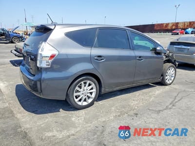 Trzecie zdjęcie samochodu z tyłu: 2014 TOYOTA PRIUS V FIVE VIN:JTDZN3EU3EJ010061 - miniatura