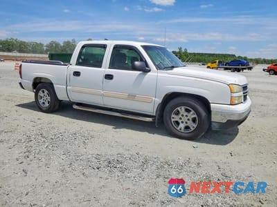 Czwarte zdjęcie samochodu z boku: 2006 CHEVROLET SILVERADO C1500 VIN:2GCEC13V761201336 - miniatura