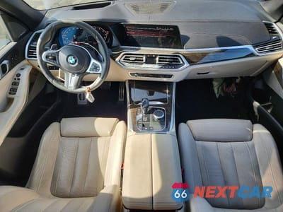Zdjęcie 8 z 13 samochodu: 2020 BMW X5 M50I VIN:5UXJU4C01LL227792 - miniatura