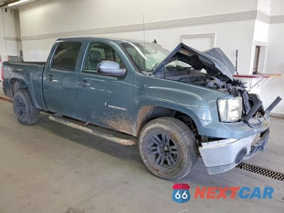 Czwarte zdjęcie samochodu z boku: 2010 GMC SIERRA K1500 SLT VIN:3GTRKWE35AG131722 - miniatura