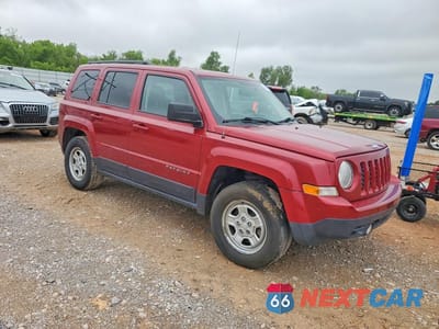 Czwarte zdjęcie samochodu z boku: 2017 JEEP PATRIOT SPORT VIN:1C4NJRBB9HD138775 - miniatura