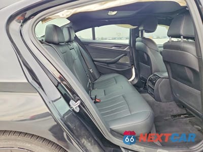 Zdjęcie 10 z 12 samochodu: 2022 BMW 530 I VIN:WBA53BH07NWX78004 - miniatura