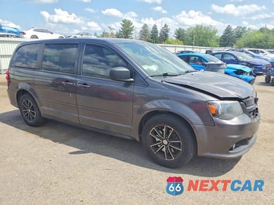 Czwarte zdjęcie samochodu z boku: 2015 DODGE GRAND CARAVAN SXT VIN:2C4RDGCG6FR564005 - miniatura
