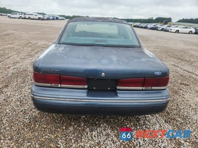 Zdjęcie 6 z 12 samochodu: 1997 FORD CROWN VICTORIA VIN:2FALP73WXVX110070 - miniatura
