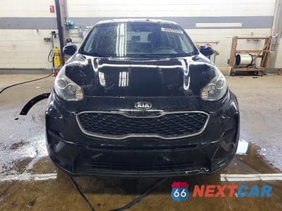 Piąte zdjęcie samochodu w środku: 2020 KIA SPORTAGE LX VIN:KNDPM3AC3L7802633 - miniatura