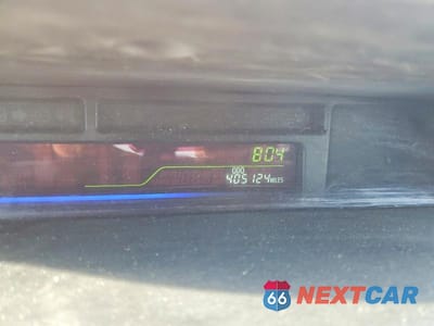 Zdjęcie 9 z 12 samochodu: 2016 TOYOTA PRIUS V TWO VIN:JTDZN3EU0GJ050309 - miniatura