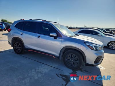 Czwarte zdjęcie samochodu z boku: 2021 SUBARU FORESTER SPORT VIN:JF2SKARCXMH423313 - miniatura