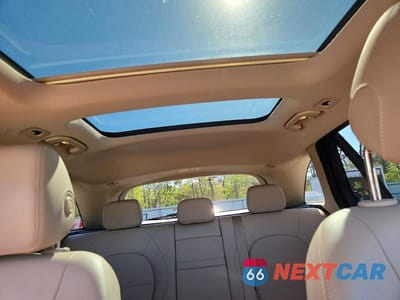 Zdjęcie 10 z 13 samochodu: 2018 MERCEDES-BENZ GLC 300 4MATIC VIN:WDC0G4KB2JV050205 - miniatura
