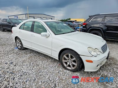 Czwarte zdjęcie samochodu z boku: 2007 MERCEDES-BENZ C 280 VIN:WDBRF54H17F885429 - miniatura