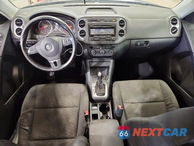 Zdjęcie 8 z 13 samochodu: 2013 VOLKSWAGEN TIGUAN S VIN:WVGAV7AX9DW021096 - miniatura