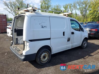 Trzecie zdjęcie samochodu z tyłu: 2015 NISSAN NV200 S VIN:3N6CM0KN0FK709293 - miniatura