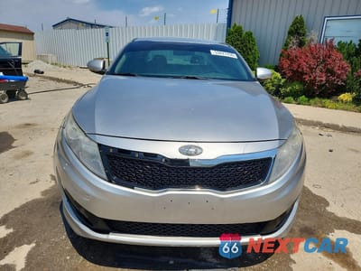 Piąte zdjęcie samochodu w środku: 2013 KIA OPTIMA LX VIN:5XXGM4A74DG222938 - miniatura