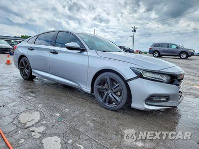 Czwarte zdjęcie samochodu z boku: 2019 HONDA ACCORD SPORT VIN:1HGCV1F34KA151637 - miniatura