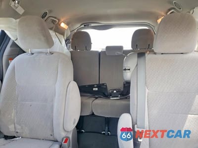 Zdjęcie 10 z 13 samochodu: 2020 TOYOTA SIENNA LE VIN:5TDKZ3DC3LS023309 - miniatura