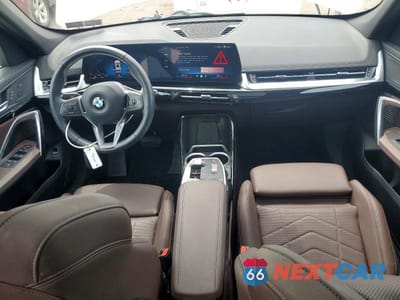 Zdjęcie 8 z 14 samochodu: 2024 BMW X1 XDRIVE28I VIN:WBX73EF02R5Y31805 - miniatura
