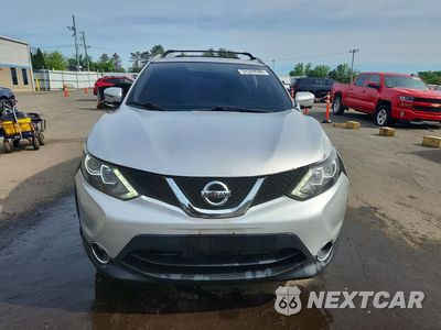 Piąte zdjęcie samochodu w środku: 2017 NISSAN ROGUE SPORT SL VIN:JN1BJ1CR4HW139582 - miniatura