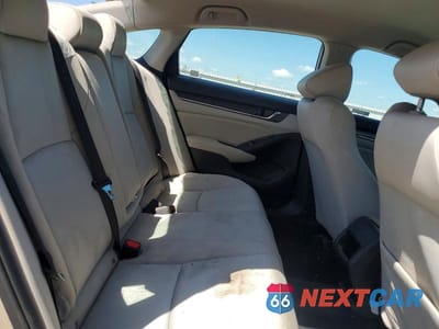 Zdjęcie 10 z 13 samochodu: 2019 HONDA ACCORD LX VIN:1HGCV1F11KA163808 - miniatura
