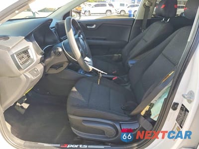 Zdjęcie 7 z 12 samochodu: 2022 KIA RIO S VIN:3KPA24AD4NE463734 - miniatura