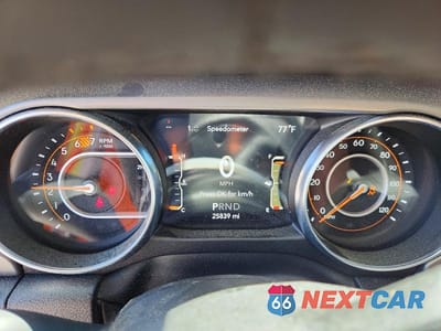 Zdjęcie 9 z 12 samochodu: 2023 JEEP WRANGLER SPORT VIN:1C4HJXAG8PW680693 - miniatura