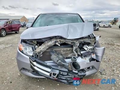 Piąte zdjęcie samochodu w środku: 2016 HONDA ODYSSEY EXL VIN:5FNRL5H68GB120158 - miniatura