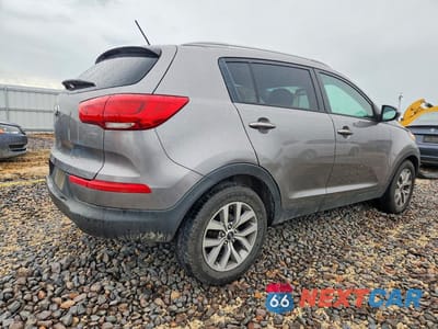 Trzecie zdjęcie samochodu z tyłu: 2015 KIA SPORTAGE LX VIN:KNDPB3AC1F7727215 - miniatura