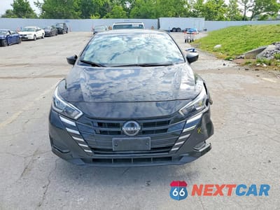 Piąte zdjęcie samochodu w środku: 2024 NISSAN VERSA SV VIN:3N1CN8EV0RL875390 - miniatura