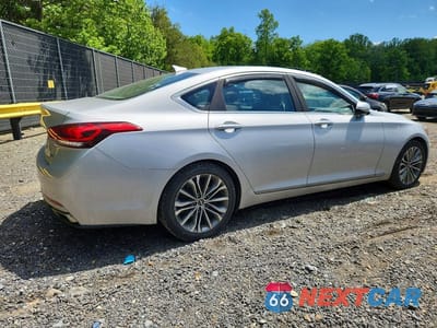 Trzecie zdjęcie samochodu z tyłu: 2015 HYUNDAI GENESIS 3.8L VIN:KMHGN4JE8FU096393 - miniatura