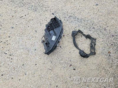 Zdjęcie 12 z 13 samochodu: 2021 CHEVROLET EQUINOX LT VIN:3GNAXUEV9ML388907 - miniatura